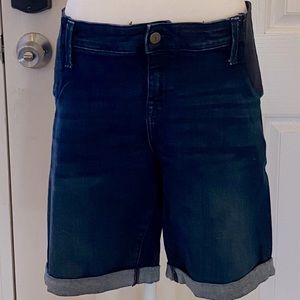 Side panel maternity denim Bermuda shorts, dark wash